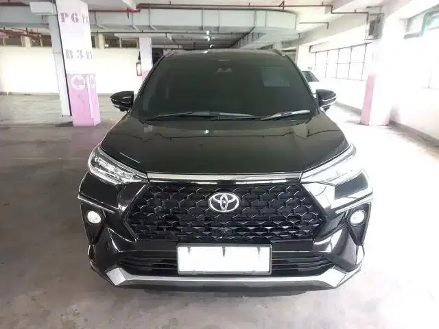 Toyota Avanza 1.5 New Veloz Q CVT TSS Bensin-AT 2022 Hitam C8SFE
