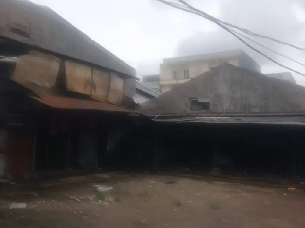 ANA GUDANG UK 20X20M DI JELAMBAR