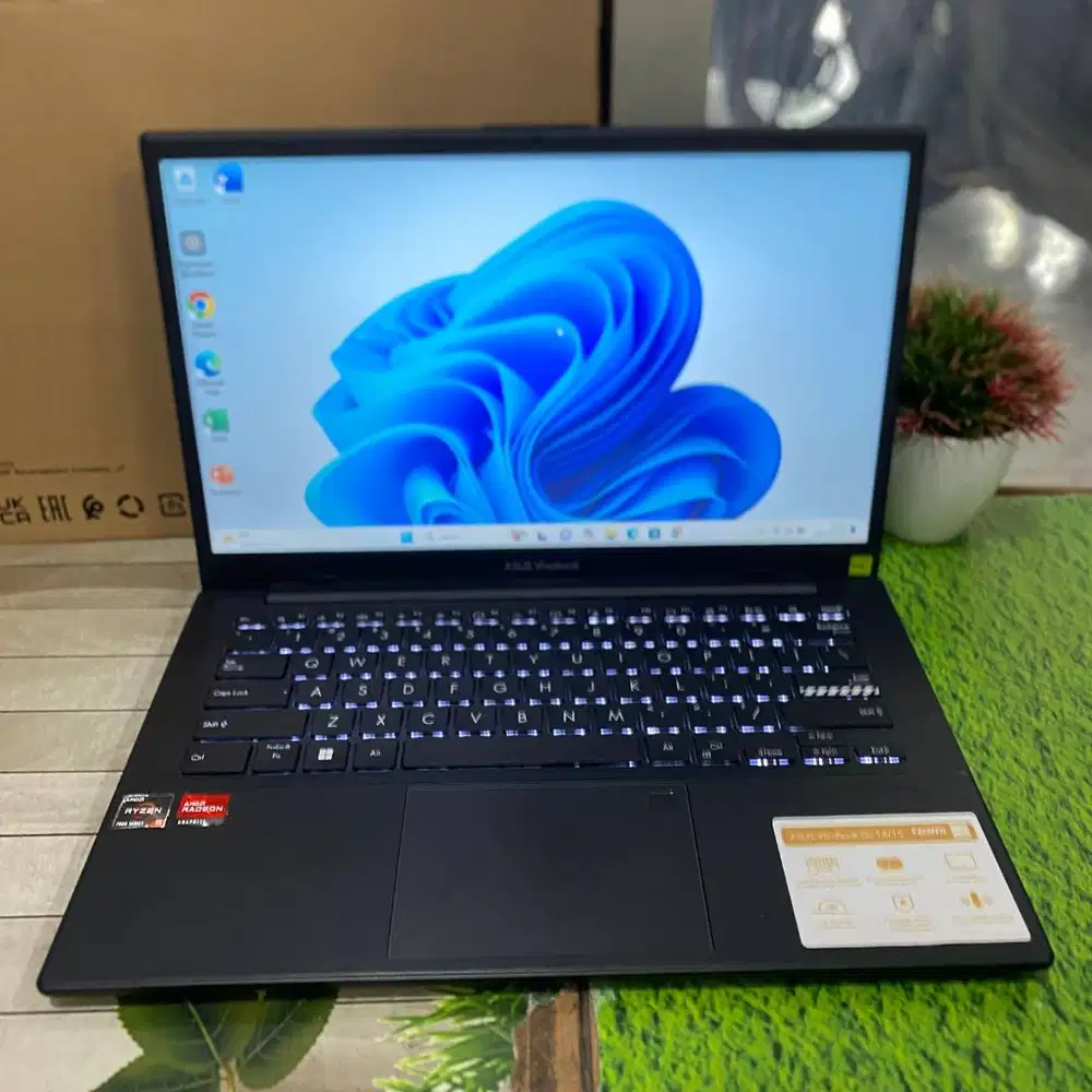 Asus Vivobook E1404FA Ryzen 5-7520U RAM 8GB SSD 512GB 14IPS Win 11