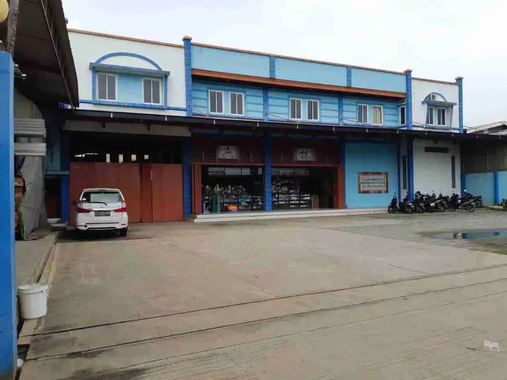 Tanah Luas 8710M Plus Gedung dan Gudang di Cisauk Tangerang