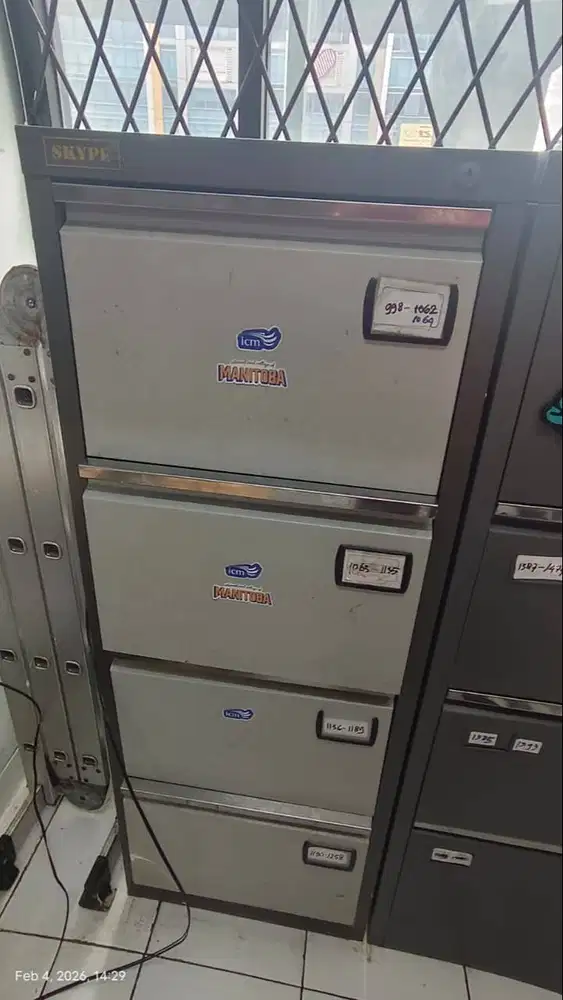 Filing Cabinet Skype 4 susun