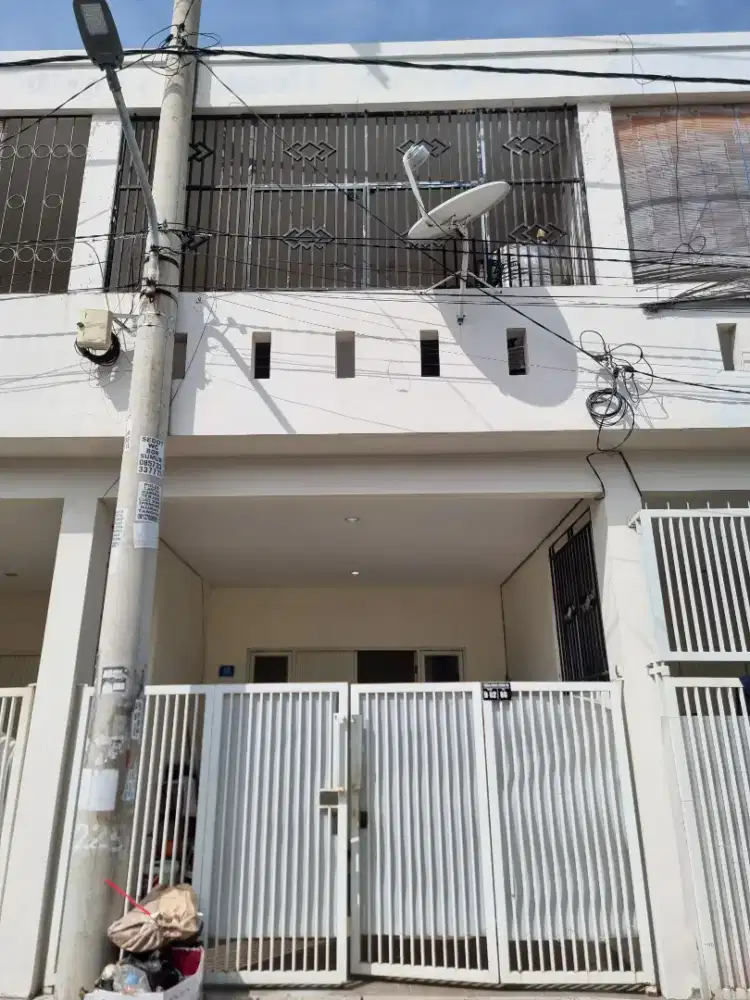 Dijual murah Rumah minimalis 2 Lantai Siap Huni – Lokasi strategis