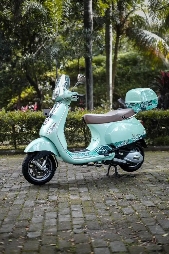 VESPA LX 125 IGET FACELIFT 2022 BATIK LIMITED BISA CREDIT