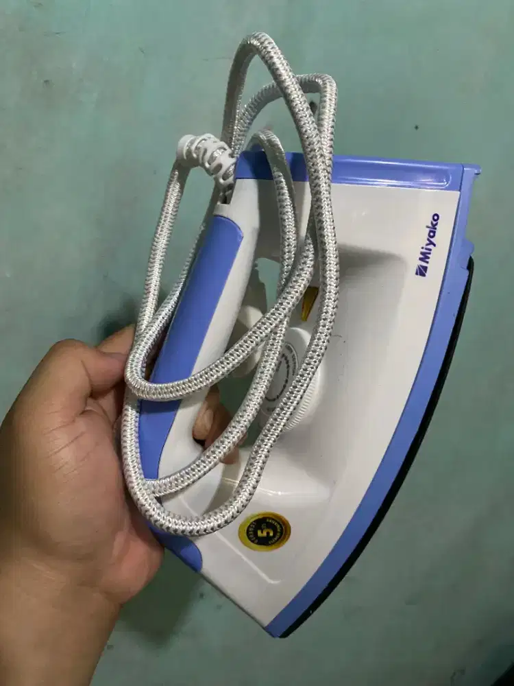 Dijual setrika bekas