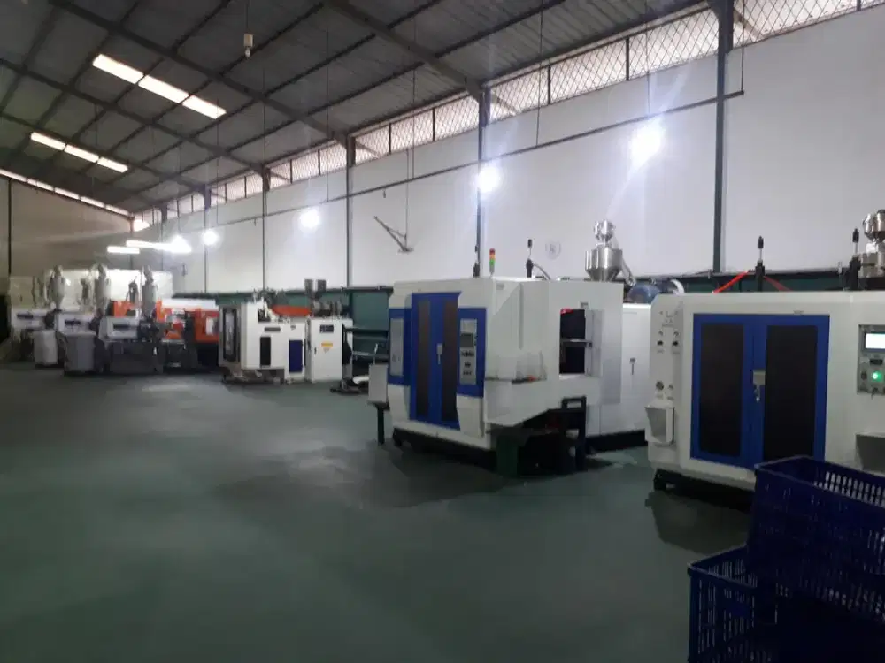 Pabrik plastik aktif di Mauk Tangerang dijual beserta mesin