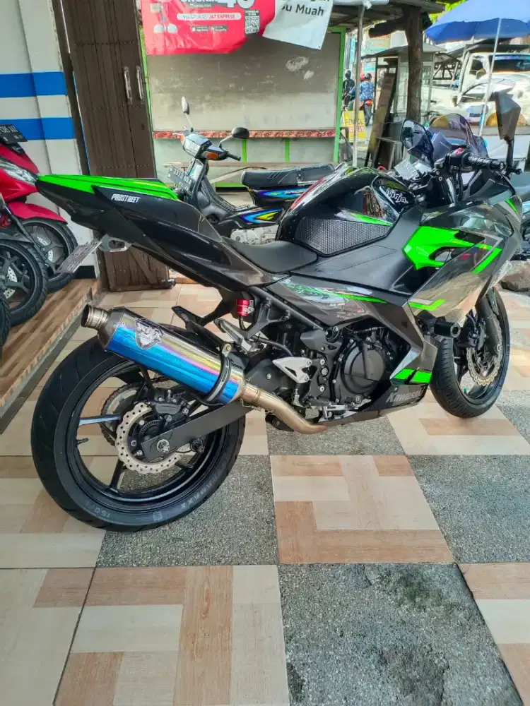 Plat G SEMARANG KM 11RB KAWASAKI NINJA SE KEYLLES 250CC BISA KREDIT