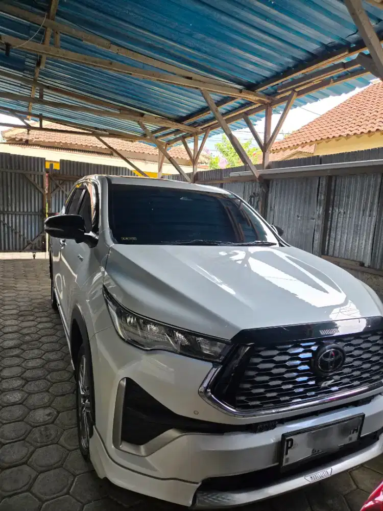 Innova Zenix Hybrid type Q Modelista Lux