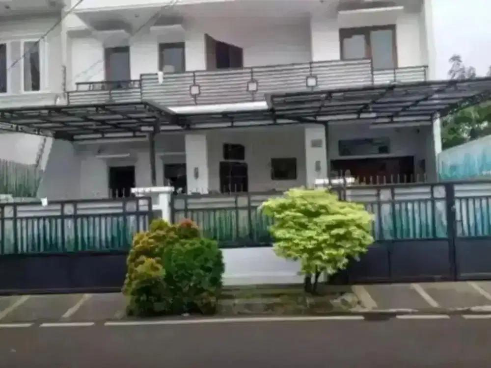 Best Deal! Rumah Mewan Cantik 2 Lantai Billy Moon Pondok Kelapa, 5 KT Harga 3,5 M