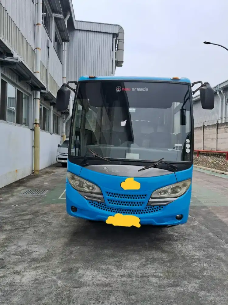 Bus medium isuzu nqr thn 2017 29seat