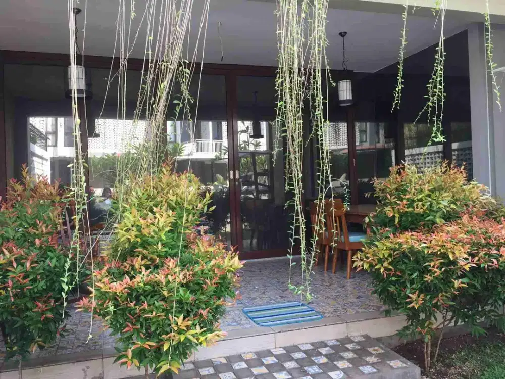 Rumah ada Teras di Discovery Lumina Bintaro Jaya Murah. 0176