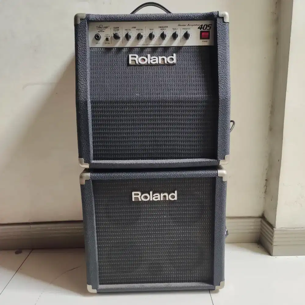 Roland 405 guitar amp tube logic