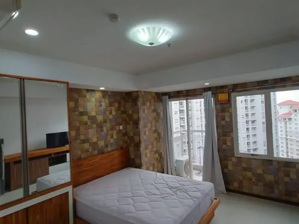 Disewakan Full Furnish Studio di Apartemen Royal Mediterania Garden