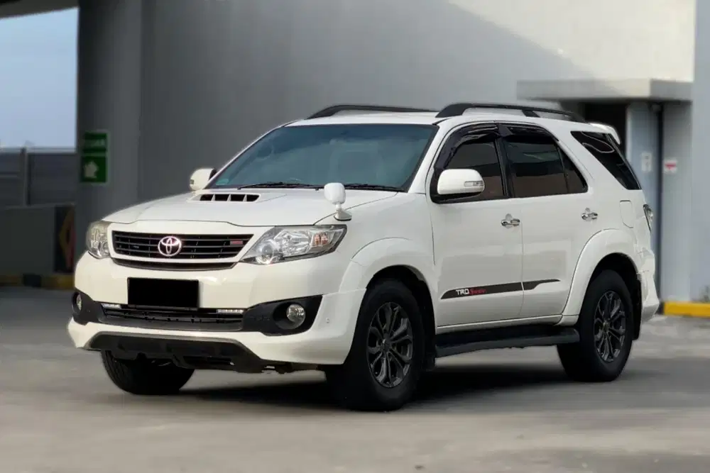 ‼️Dp 23jt Garansi 1Thn‼️ Toyota Fortuner TRD Vnt Diesel AT 2014