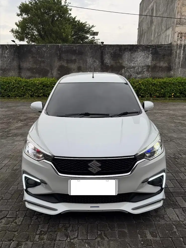 ERTIGA HYBRID 2023 SPORT 1.5 AT