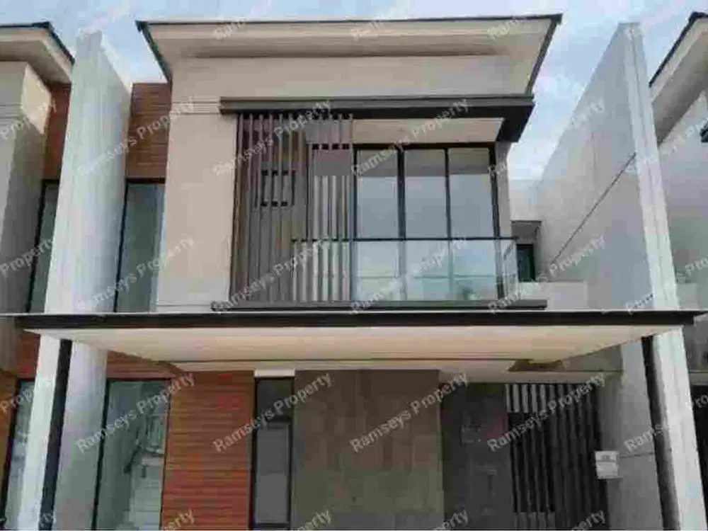 DIJUAL RUMAH CLUSTER FAVORIT PIK 2 Lt 120m2 LB 157m2 HADAP SELATAN