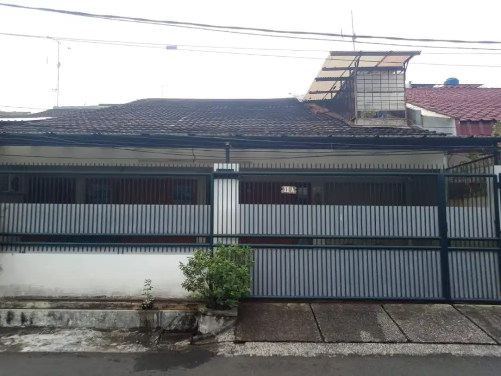 Murah !! DIJUAL RUMAH DI TOMANG BARAT BARU 1,5 LANTAI BISA UNTUK RUMAH DAN KANTOR
