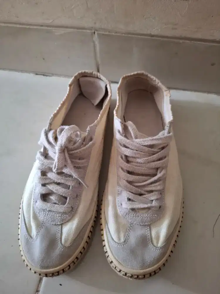 Jual sepatu sneakers Onitsuka