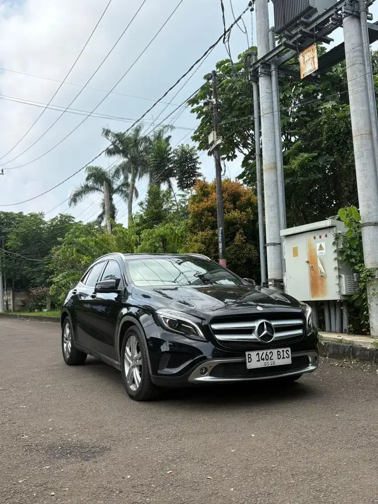 Mercedes Benz GLA200 2014