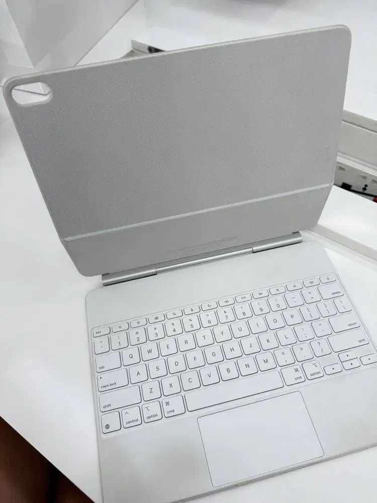 [M&A Preloved] Magic Keyboard Ipad Air 13-inch (M3) Original IBOX
