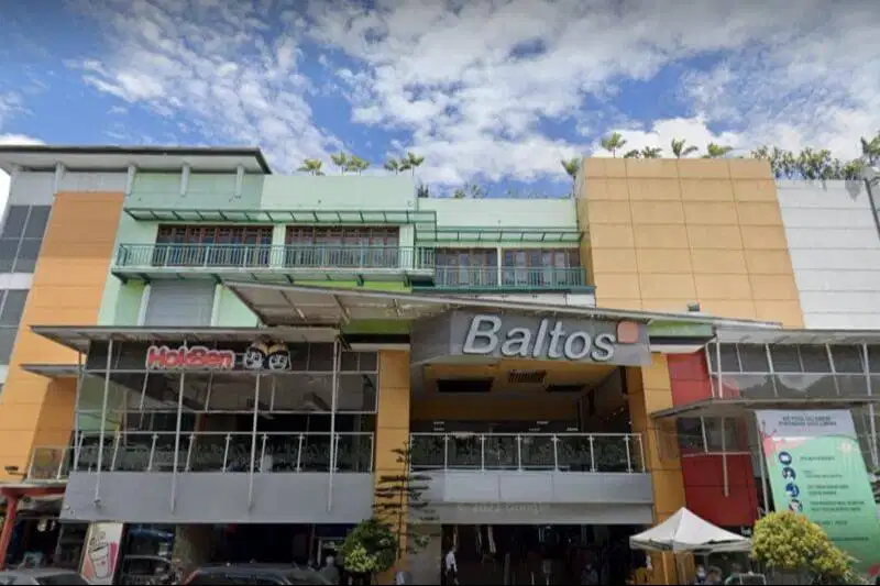 LOWONGAN KERJA - PENJAGA TOKO BAJU WANITA