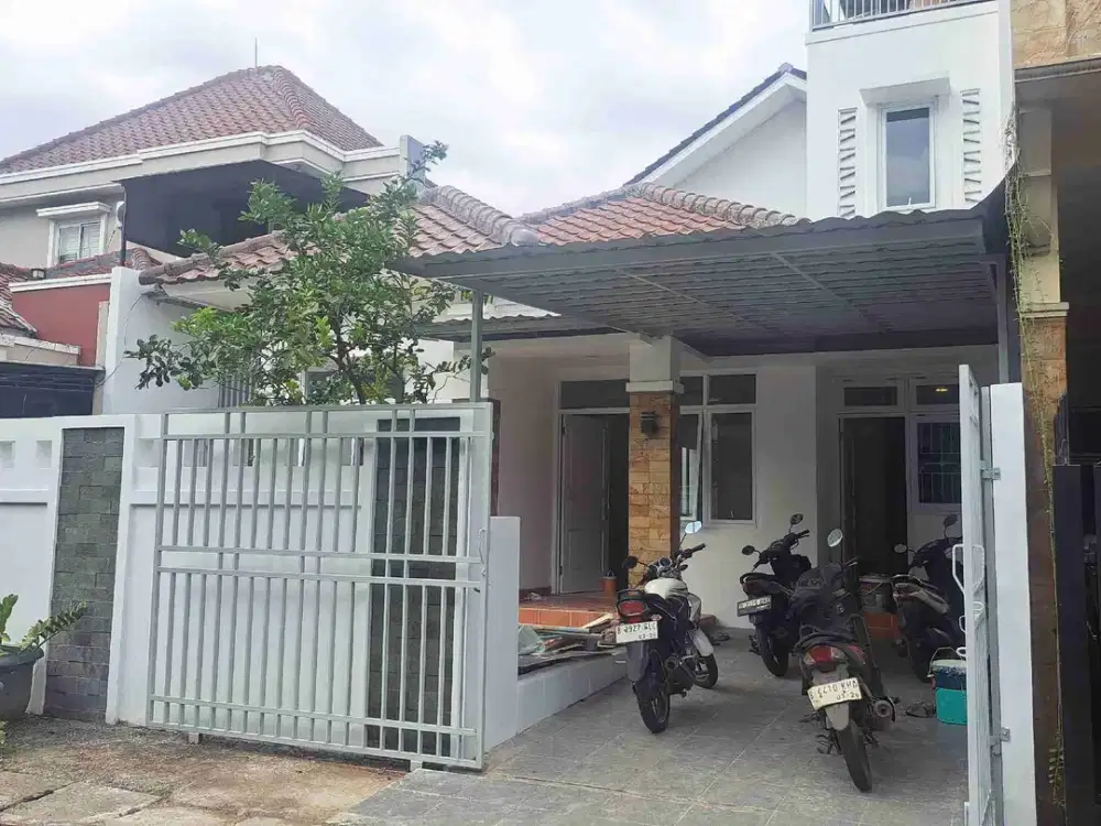 Rumah baru Renovasi  sakura regency jati Asih