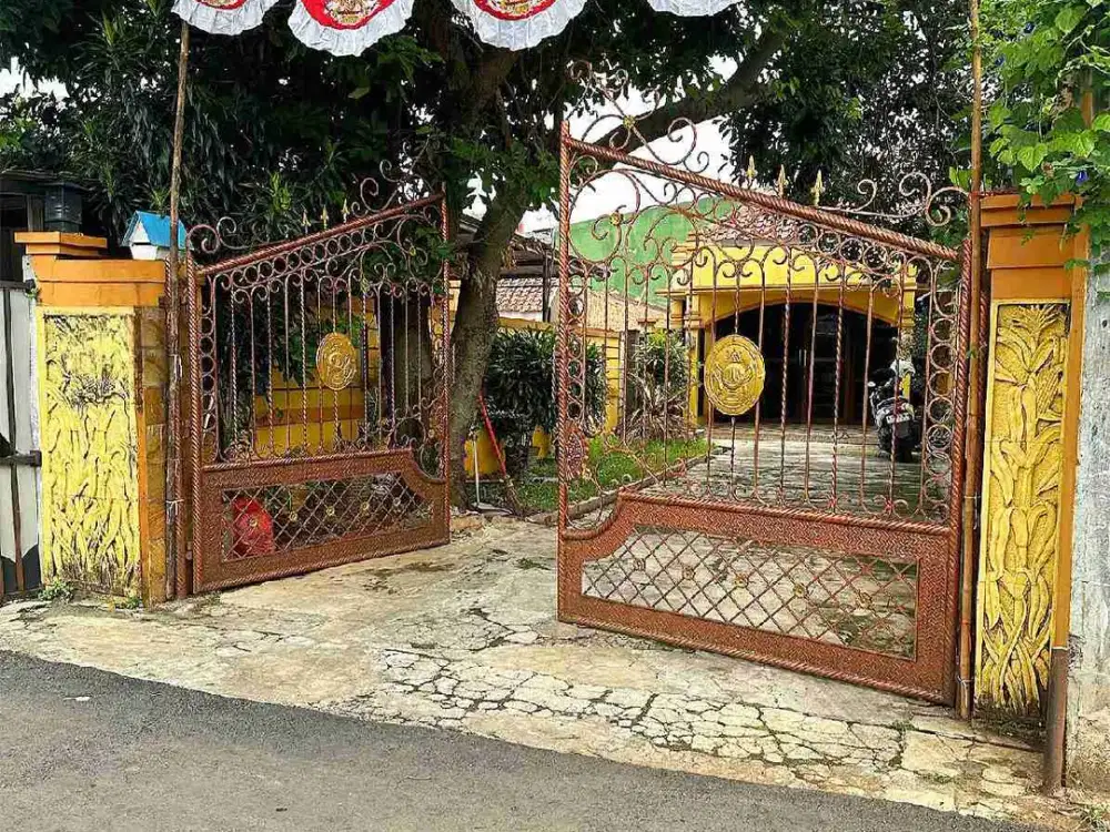 Rumah Dijual Cepat Dengan Isinya Di lingkungan Asri & Nyaman di Jantung Cimanggis Depok