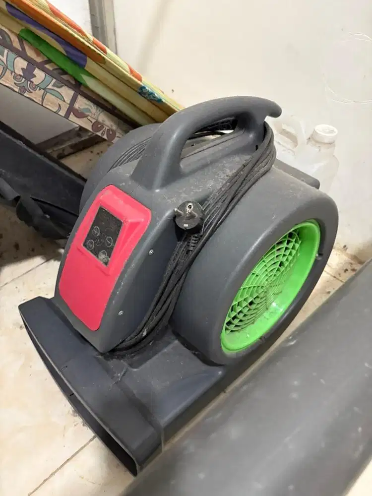 Dijual Blower, Vacum & Setrika Uap