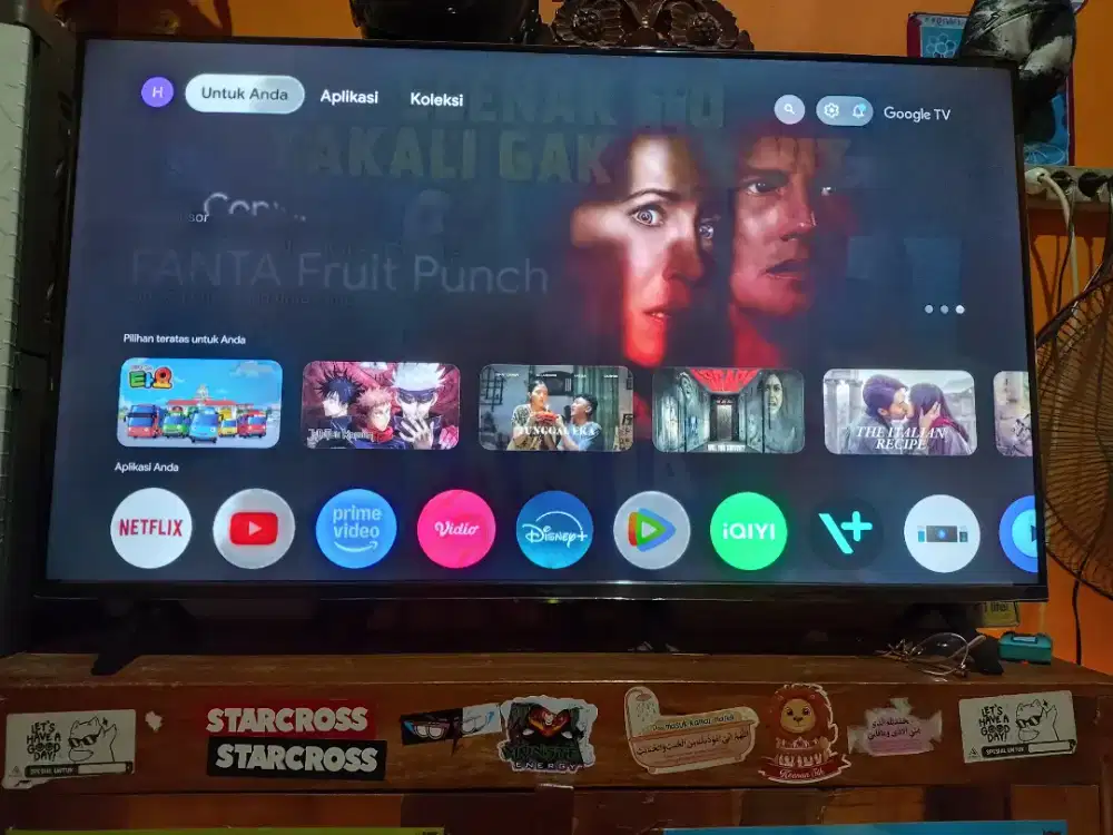 Panasonic google TV 43' UHD 4K like new
