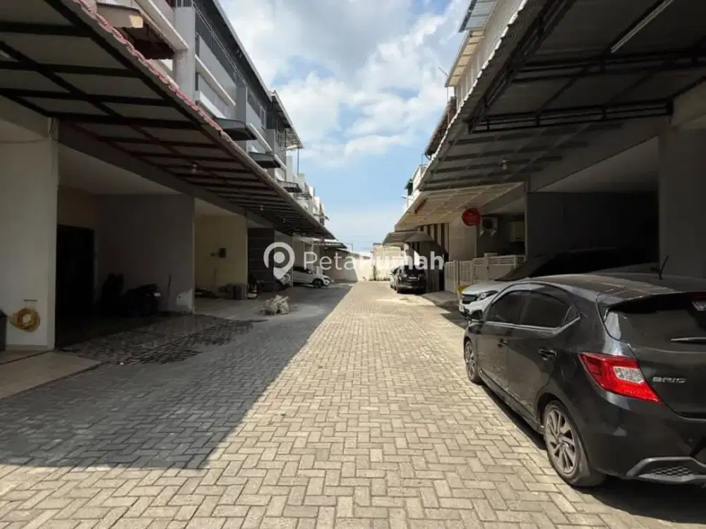 DIJUAL RUMAH JALAN MADIO SANTOSO KOMPLEK MADIO REGENCY-DAERAH KRAKATAU MEDAN TIMUR (indra & vincent)