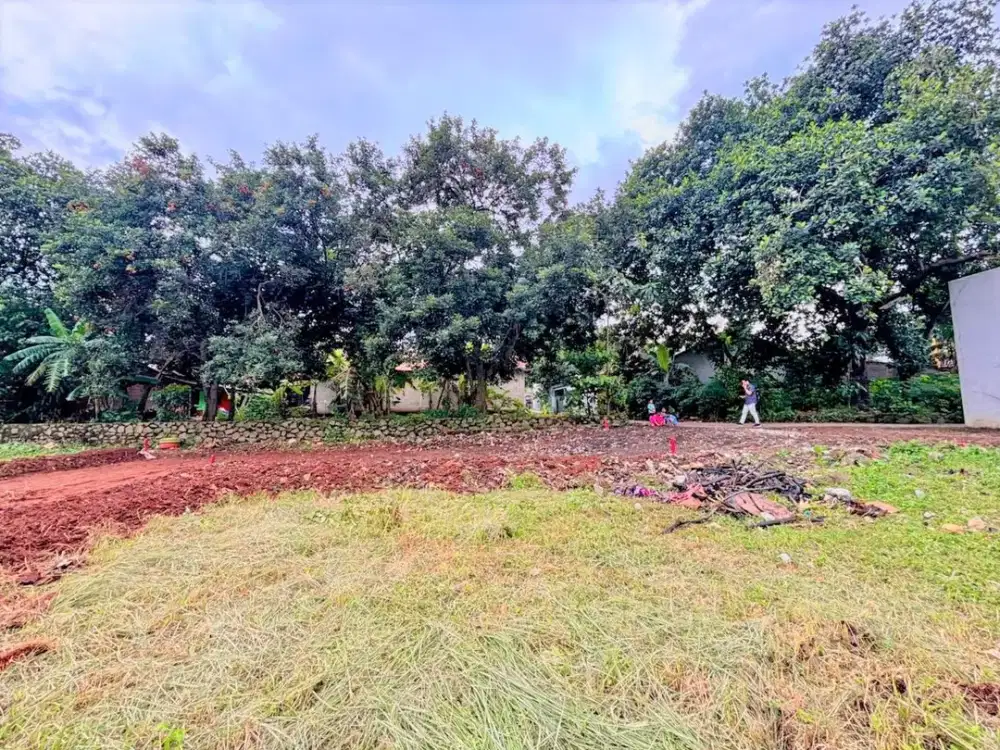 Tanah Dijual Row Jalan 7 Meter Dekat KCM Mall Jatiasih