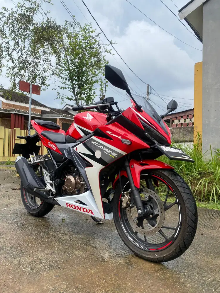 58@:DP:4,800RB B DEPOK KM LOW CBR150R MERAH