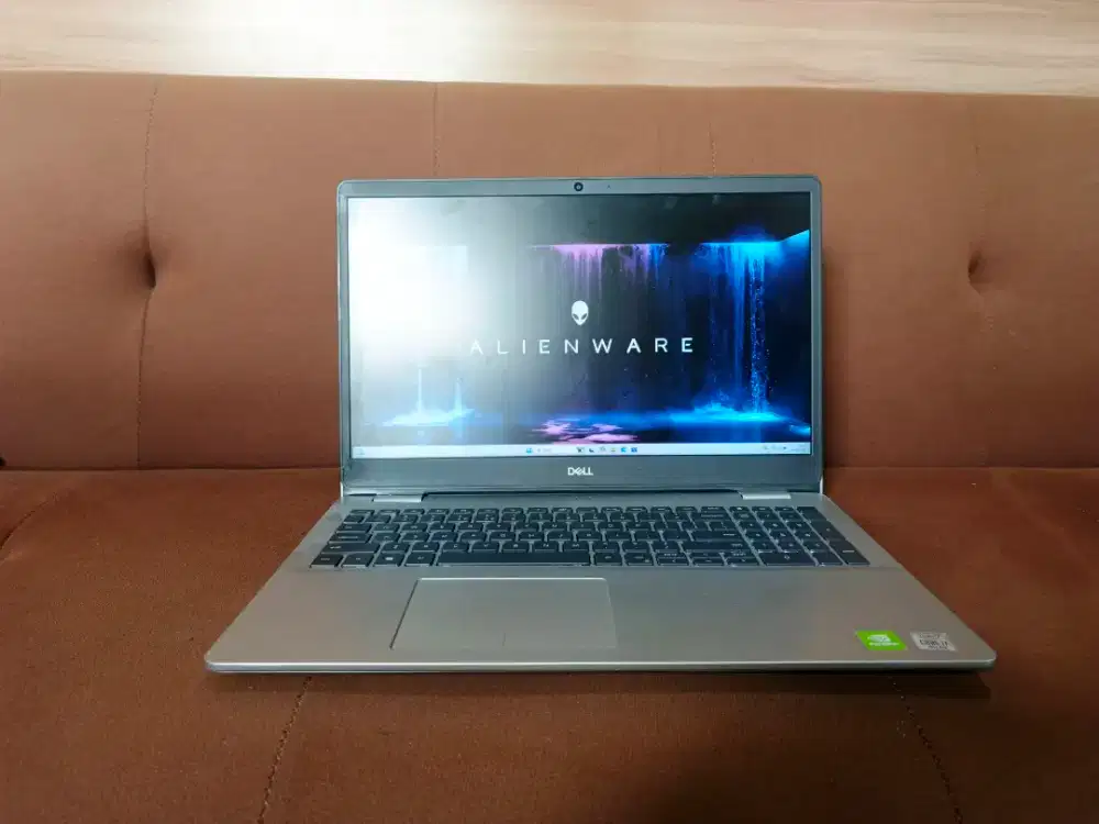 Dell 5593 Core i7 Gen 10 Dual Gpu Nvidia Ok Buat Design Editing Coding