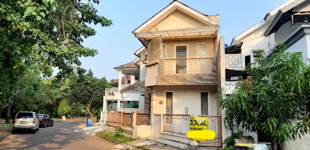 Dijual rumah hoek bebas banjir di Royal Residence Cakung Jakarta