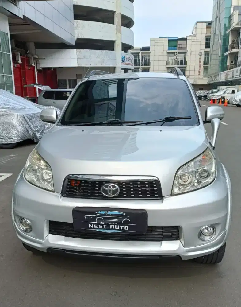 TOYOTA RUSH 1.5 G AT 2012