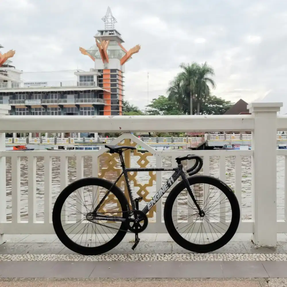 Sepeda Fixie Track ENGINE 11 Vortex | Complete Bike Only