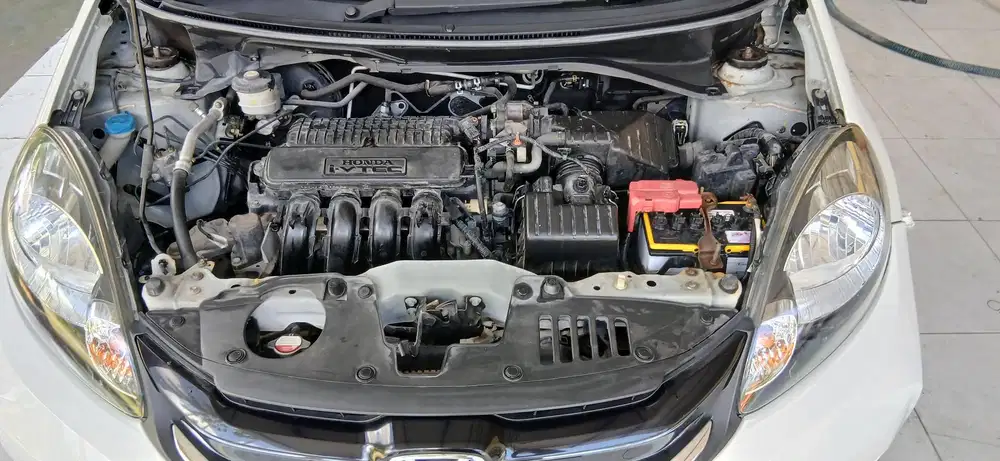 Honda Brio 2016 Bensin bulan 12 tahun 2016 plat W