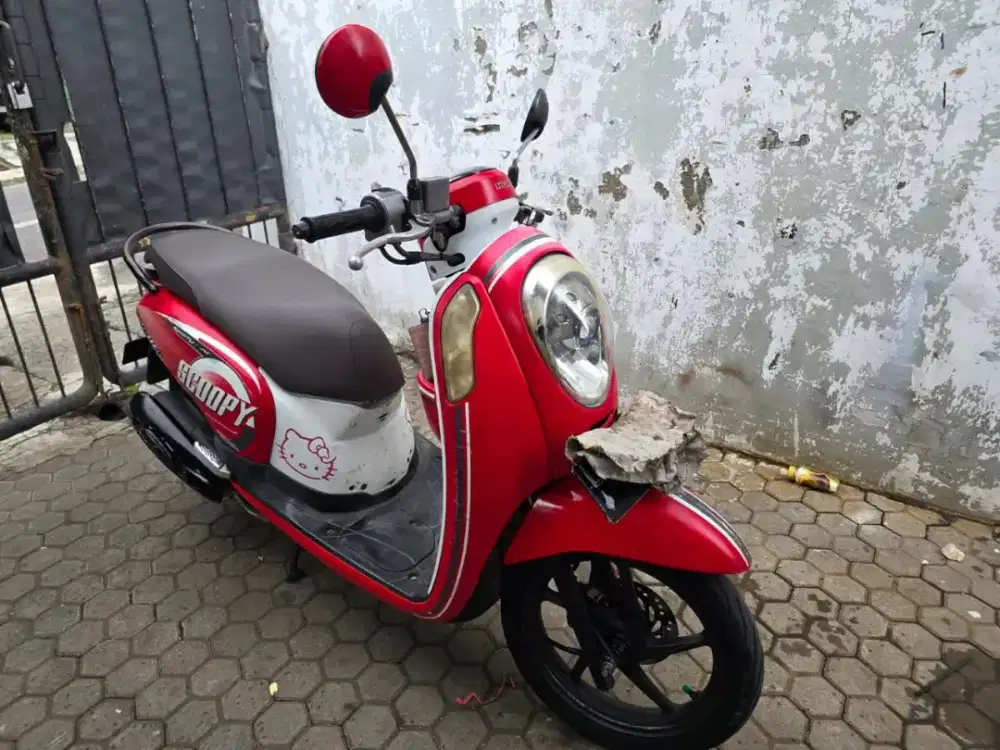 Honda Scoopy tahun 2016 tangan pertama