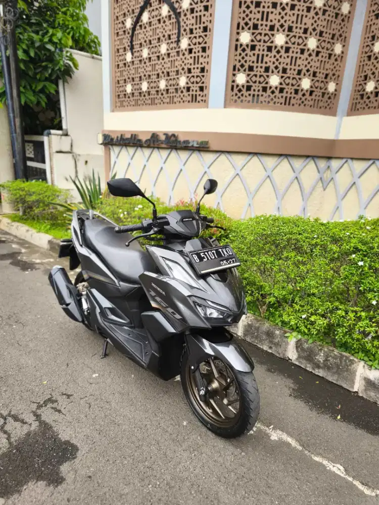Bissmillah dijual motor Honda Vario 160cc ABS 2022