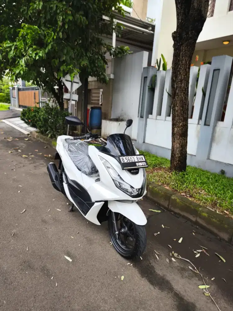 Bissmillah dijual motor Honda PCX 160cc 2023