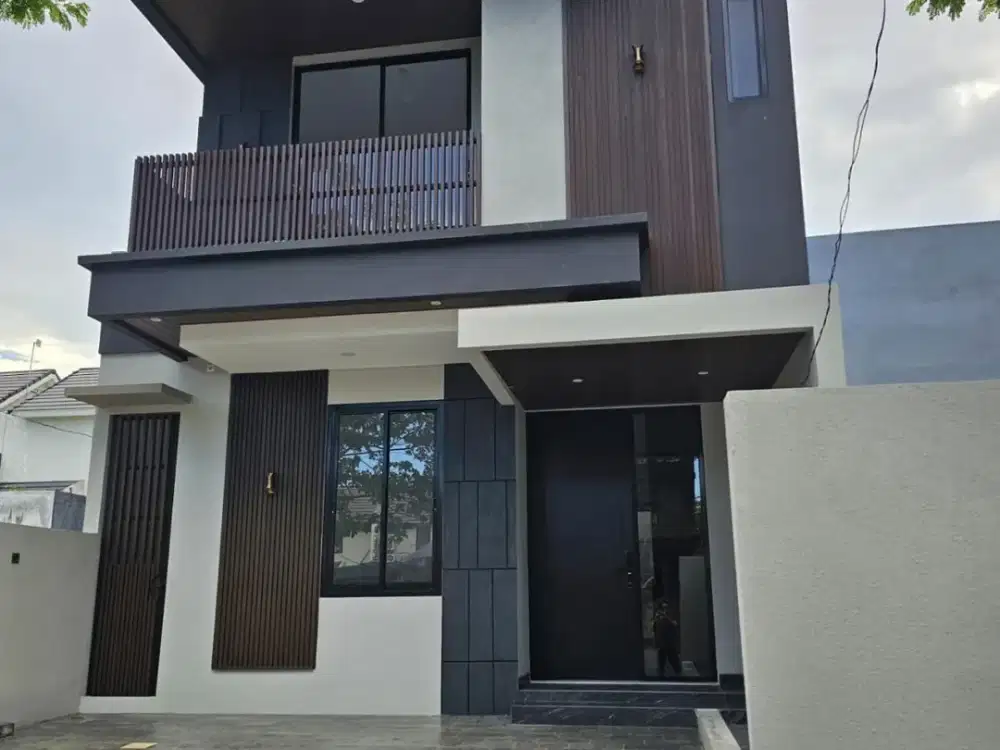Rumah Baru 2 Lantai Di Northwest Lake Citraland Surabaya