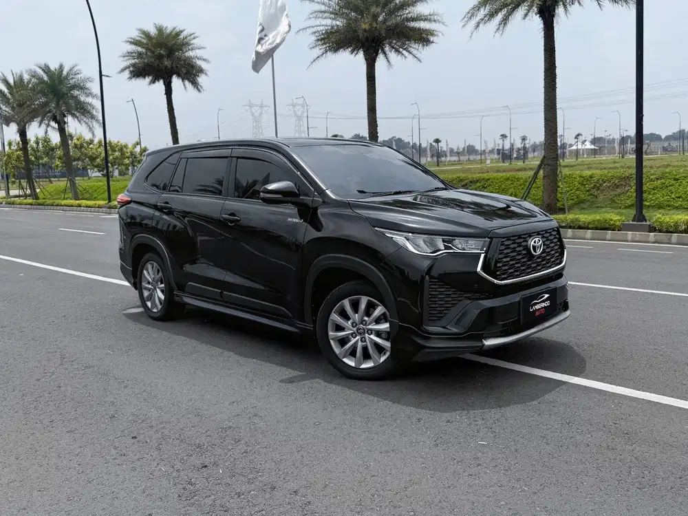 TOYOTA INNOVA ZENIX V HYBRID MODELISTA 2024