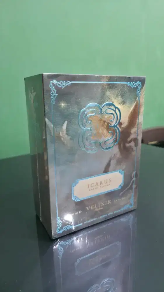 Velixir Icarus 100ml EDP BNIB
Original 100% + Vial 
Sealed
ex official
