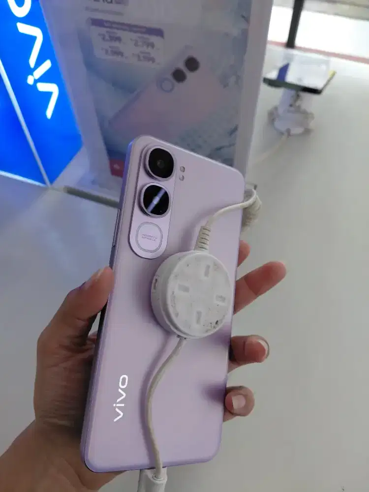 Vivo y21d Purple