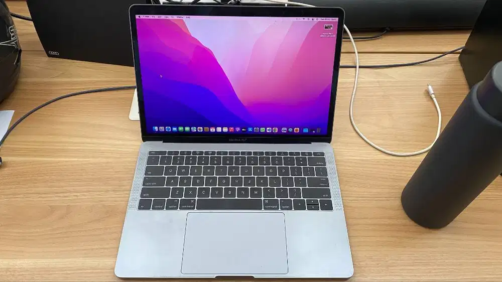 Macbook Pro 2017 13 inch | 8/256 GB | Non Touchbar | Space Grey