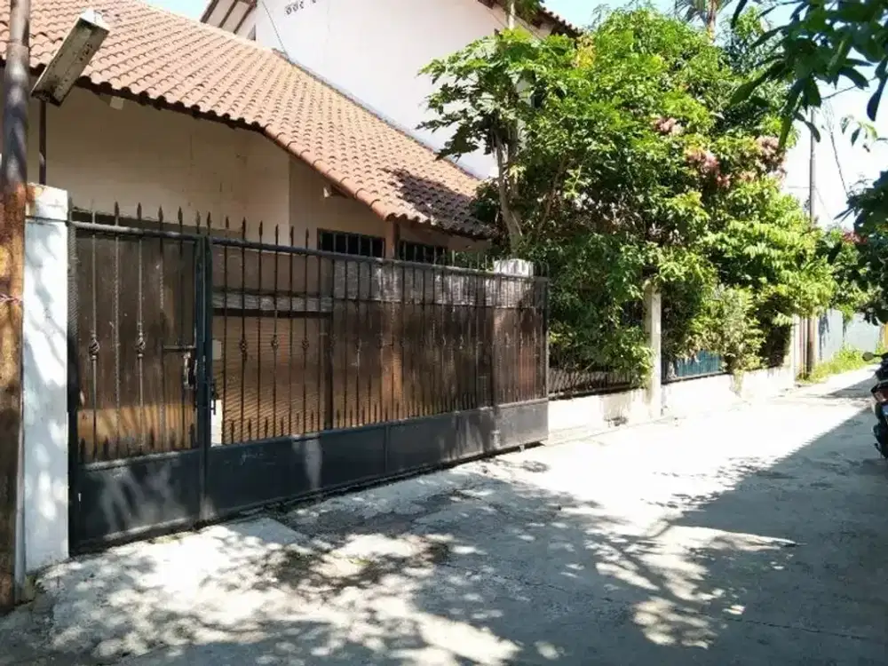 Rumah Terawat Dekat Pintu Tol Pasteur Kota Bandung