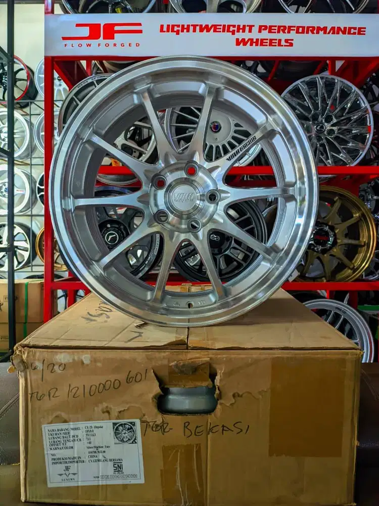 Velg Baru Ce28 5x114 lbr 8 et 40 Silver Polish