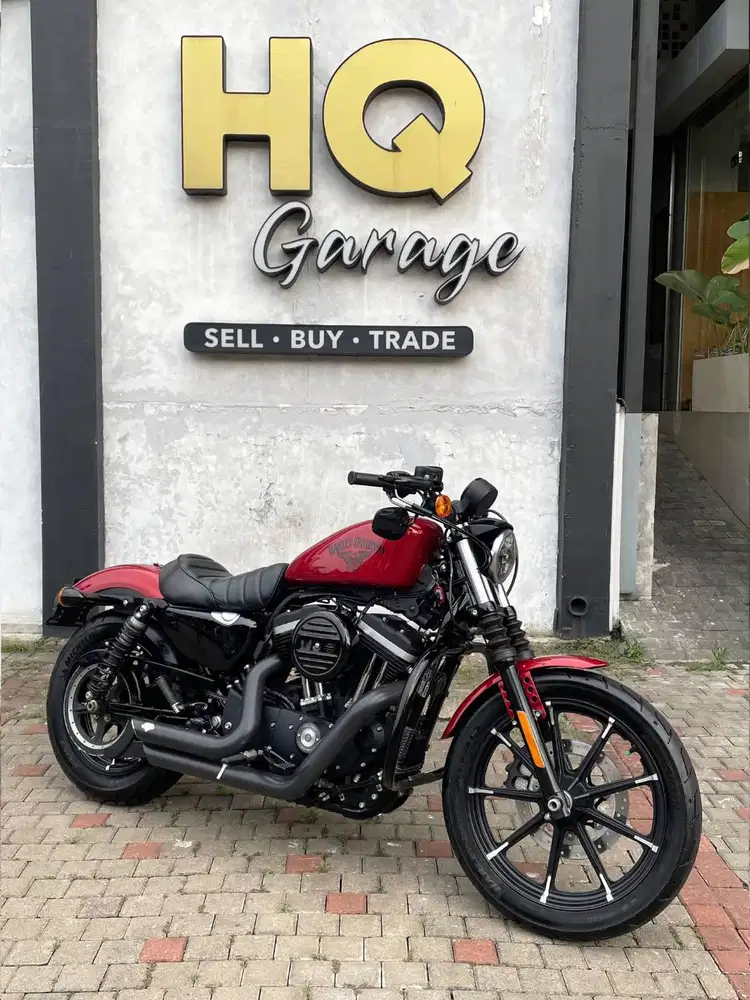 Harley Davidson Sportster 883Harley Davidson Sportster 883