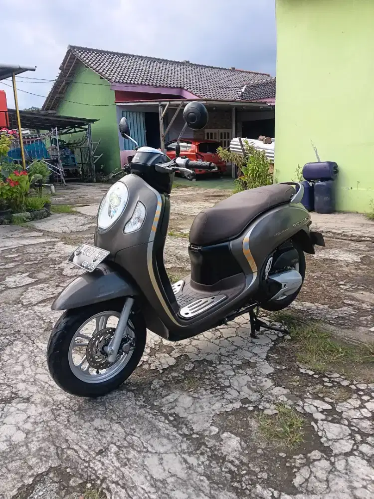 Second honda scoopy 2021 prestige