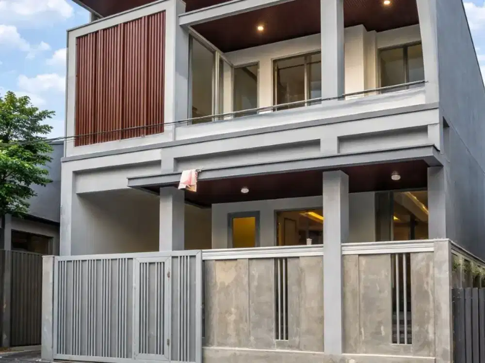 Rumah Manukan Indah  New Minimalis Full Granit