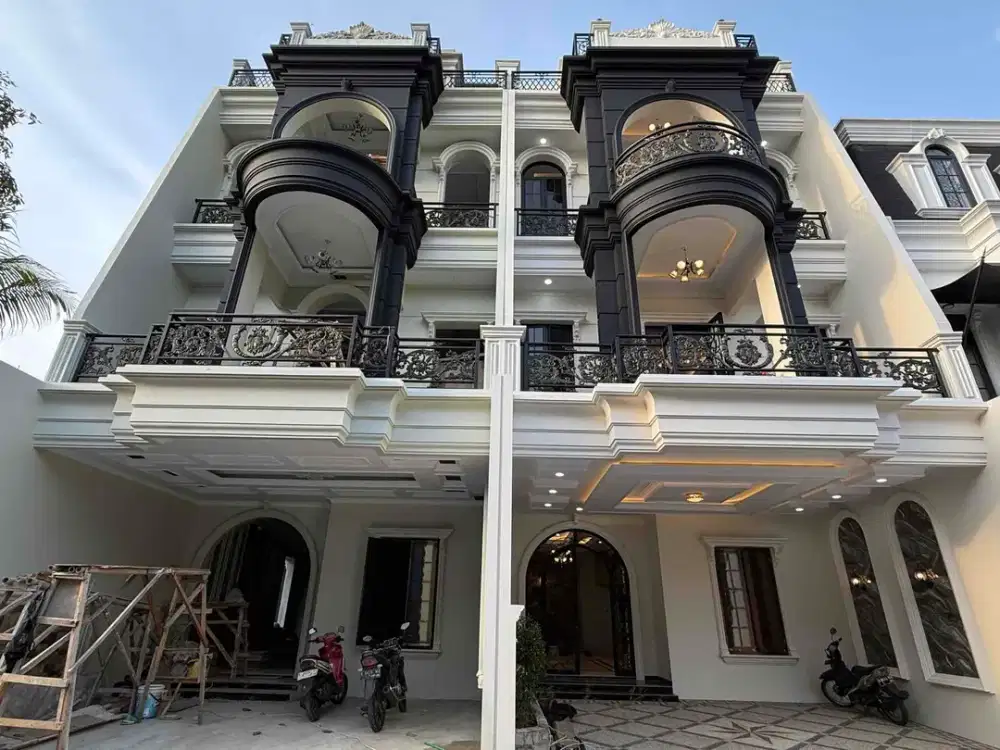 Rumah 3 Lantai Eksklusif di Jagakarsa, Jakarta Selatan